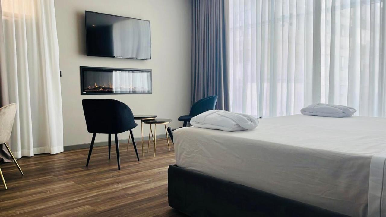 Hotel Palazzo Gatto Bianco Bari Esterno foto
